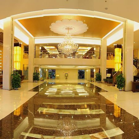 Golden Dragonball Hotel Guilin Exterior foto