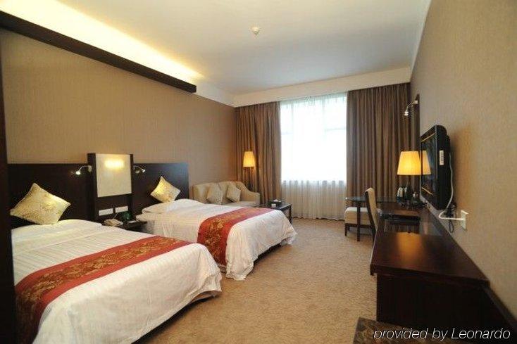 Golden Dragonball Hotel Guilin Habitación foto